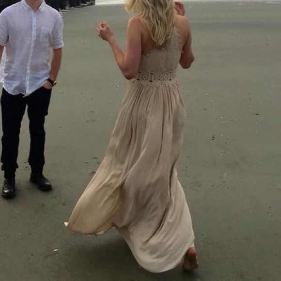 Lulus Beige Lace Gown - Picture 8 of 8